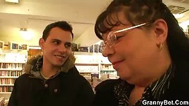 Чорапогащи червеноко ...