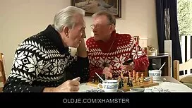 Доведена дъщеря, Пет ...