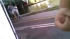 - Брюнетка тийнейджъ ...