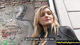 Busty Виктория сладъ ...