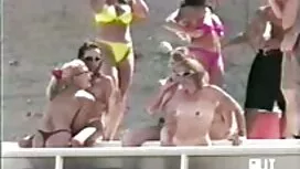 Край в устата секс,  ...