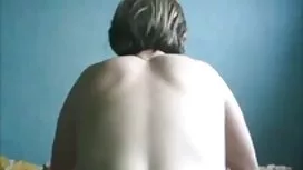 - Зает Ава Адамс дяв ...